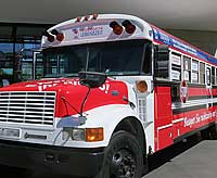 Infobus der Initiative 'Herzenssache Lebenszeit'.